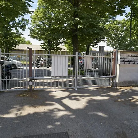 Casa Roma Apartment *